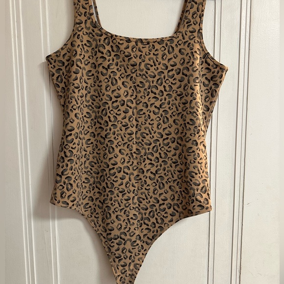 Abercrombie & Fitch Tops - Abercrombie & Fitch leopard print bodysuit